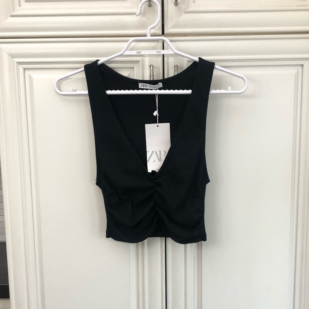 NWT Zara stretchy women’s crop top